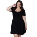 الفستان النسائي الواسع ذو اللون الأسود الجميل