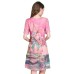 فستان ميني كم قصير لون وردي مطبّع برسوم فنيّة مقاس كبير