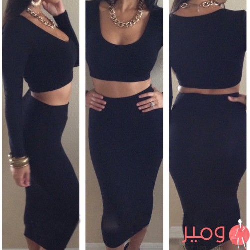 طقم(تنورة و تيشرت) قصة ضيقة أكمام طويلة 