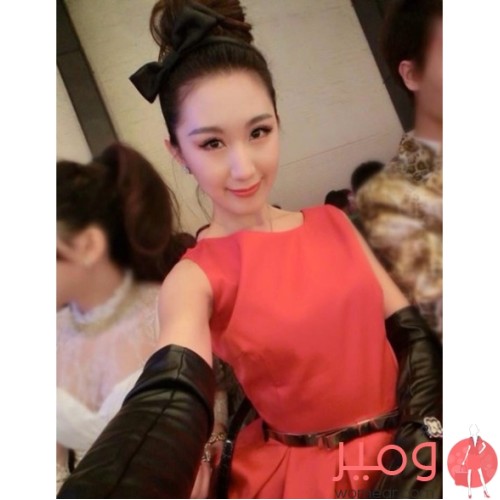 فستان صيفى قصير أنيق وجذاب أكمام عارية وتنورة واسعة  مع حزام رفيع قابل للتعديل