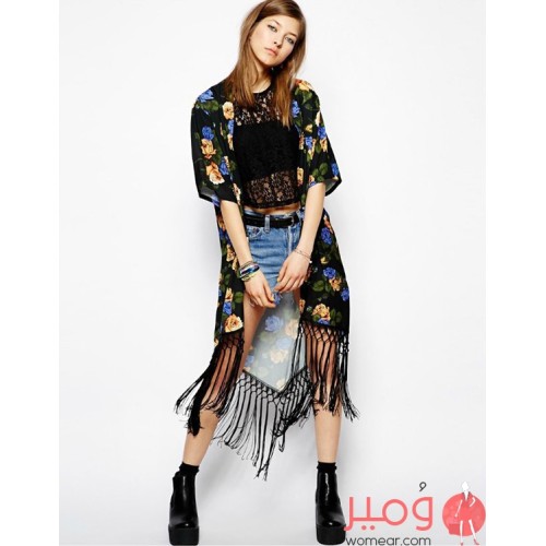 معطف أنيق وجذاب أكمام قصيرة مزينة بطبعات زهور تغطى كامل التصميم 