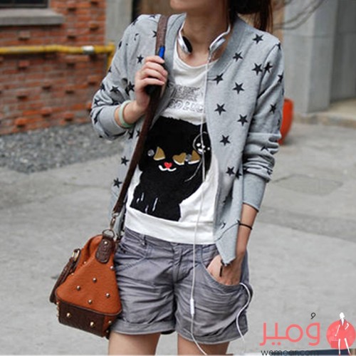 بلوزة كاجوال بسحاب وبطباعة النجوم