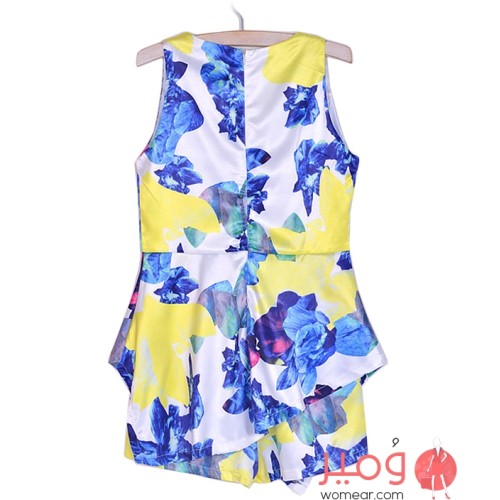 فستان أنيق ومثير أكمام عارية  مزين بطبعات زهور ملونة على  كامل التصميم 