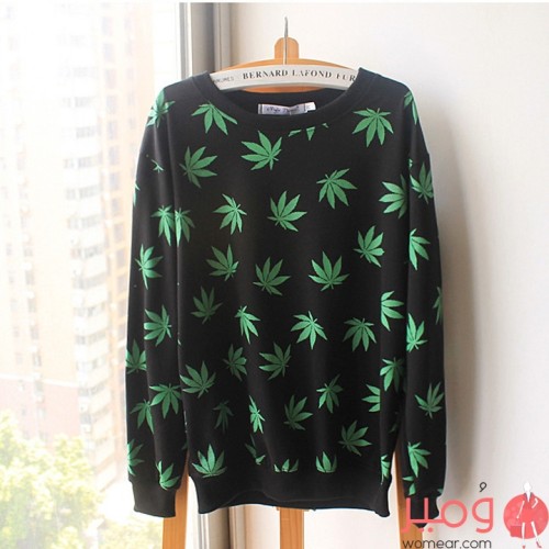 بلوفر أكمام طويلة ونقوش رائعة تضفي على كامل التصميم لمسات جمالية