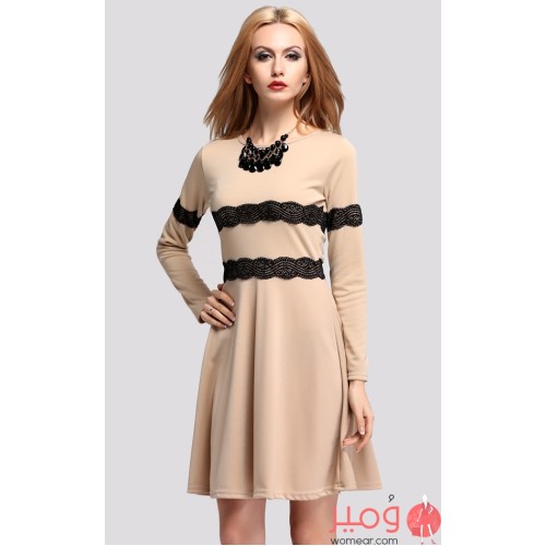 فستان  قصير أنيق وجذاب أكمام طويلة 