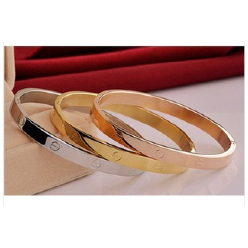 سوار حلقي جميل 