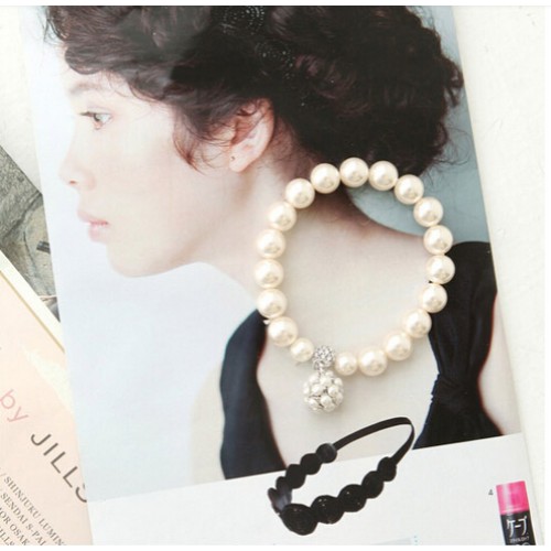 سوار جميل من حبات اللؤلؤ الفاخرة