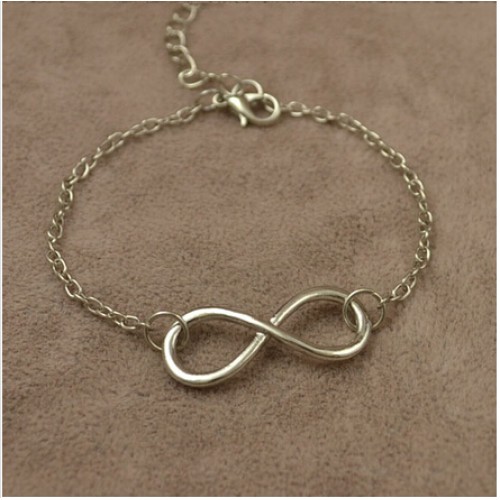 عقد بلونين الفضى والذهبى