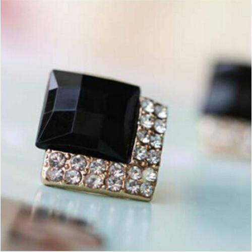 أقراط أذن من الكريستال وحجر الراين