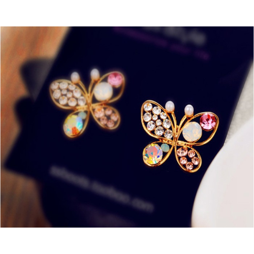 أقراط شيك للأذن