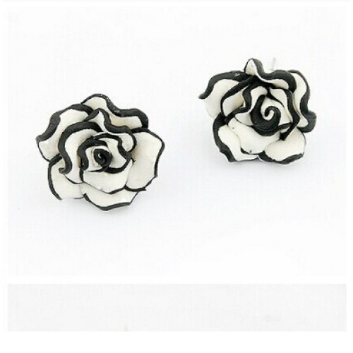 أقراط جميلة وراقية 