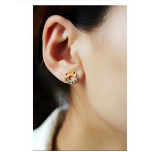 أقراط ناعمة ورقيقة للأذن