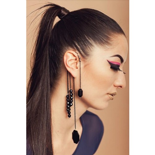 أقراط طويلة جميلة للأذن