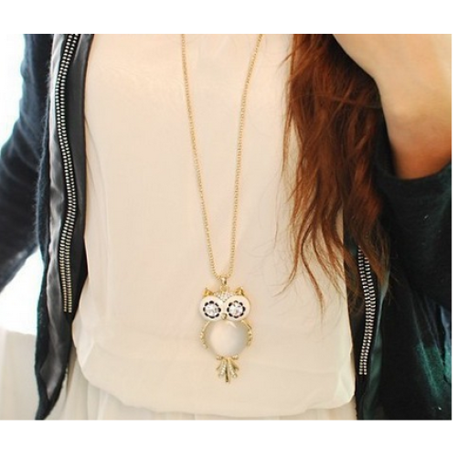 قلادة طويلة بتعليقة شكل البومة