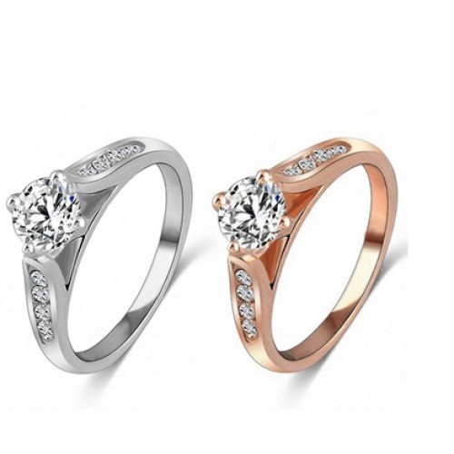 خاتم مزين بالكريستال 