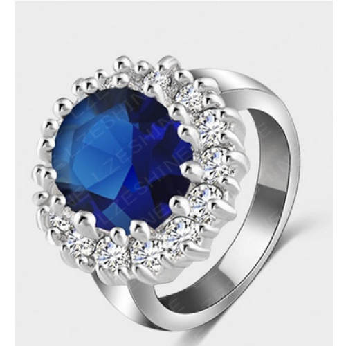 خاتم مزين بالكريستال جذاب وشيك 