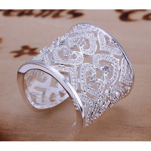 خاتم مفرغ جميل