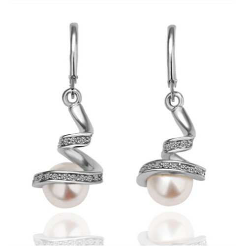 أقراط طويلة رائعة