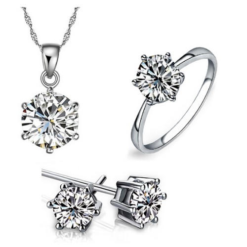 قلادة وخاتم وأقراط للأذن جميلة