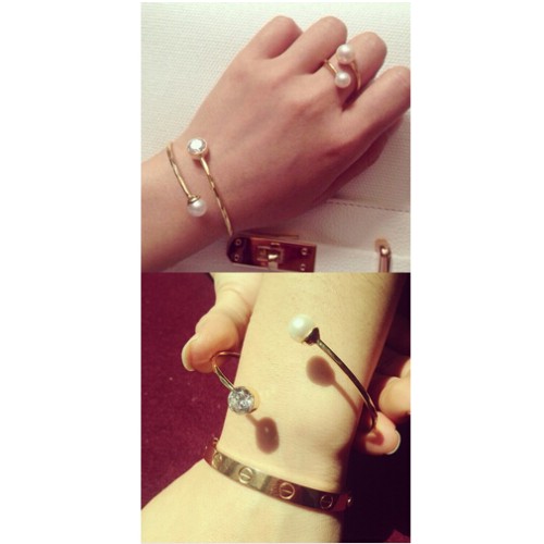 خاتم وإسوارة رائعة 